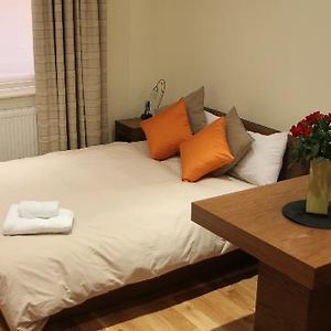 Studio met een King Size Bed